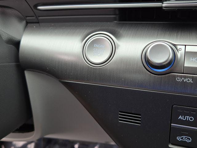 2025 Hyundai Kona SEL Convenience - Photo 11