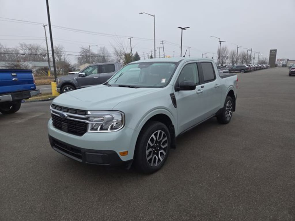 Used 2024 Ford Maverick Lariat Truck SuperCrew