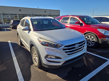2017 Hyundai Tucson SE Plus SUV 2017 Hyundai Tucson SE Plus SUV
