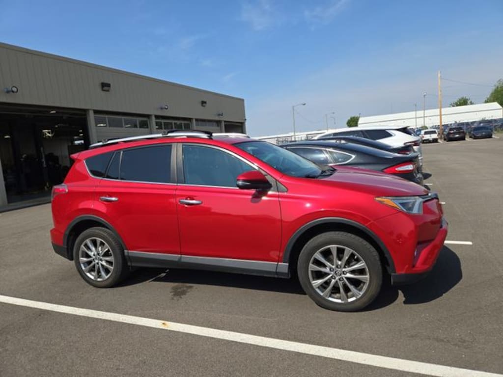 Used 2016 Toyota RAV4 Limited SUV