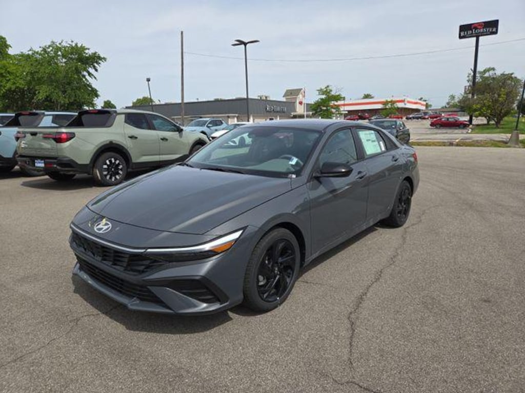 New 2026 Hyundai Elantra SEL Sport Sedan