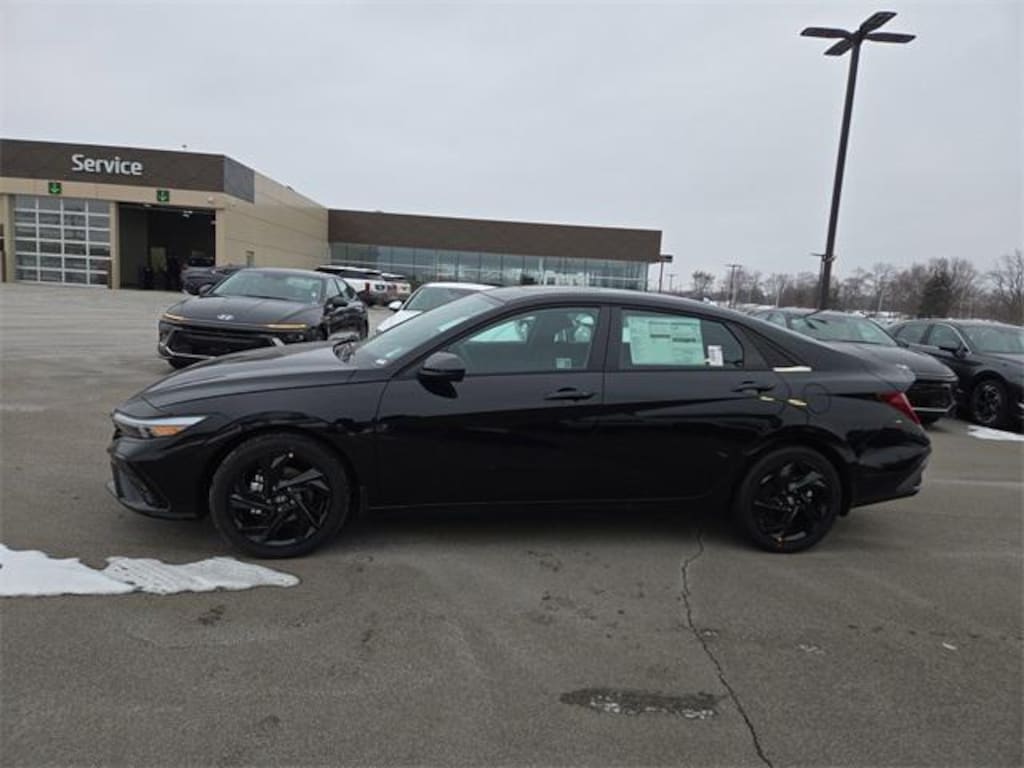 New 2026 Hyundai Elantra SEL Sport Premium Sedan