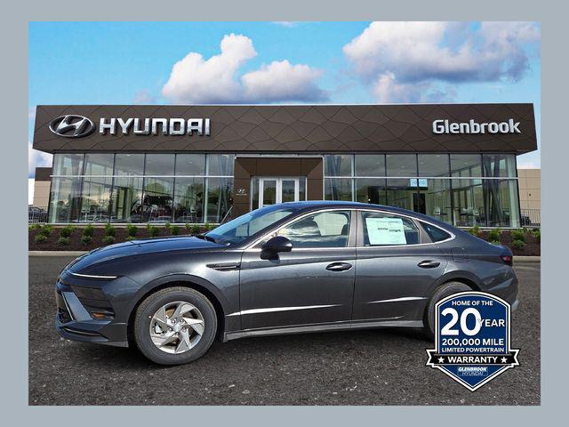 2026 Hyundai Sonata SE's photo