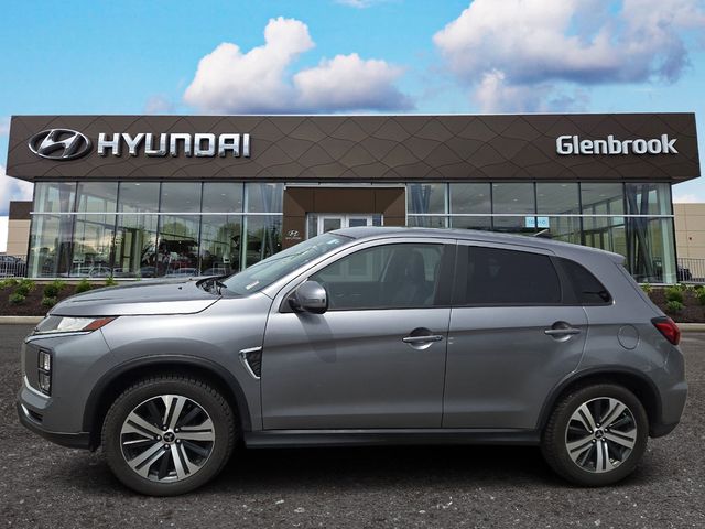 2023 Mitsubishi Outlander Sport 2.0 SE AWC CVT's photo