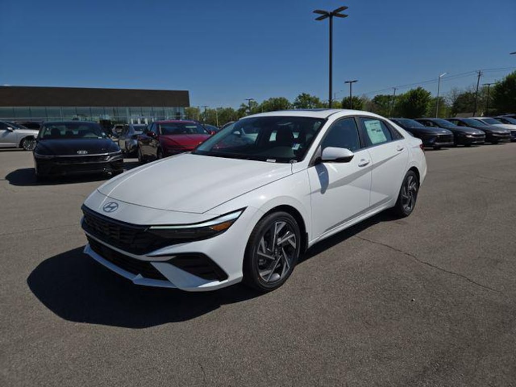 New 2026 Hyundai Elantra Limited Sedan