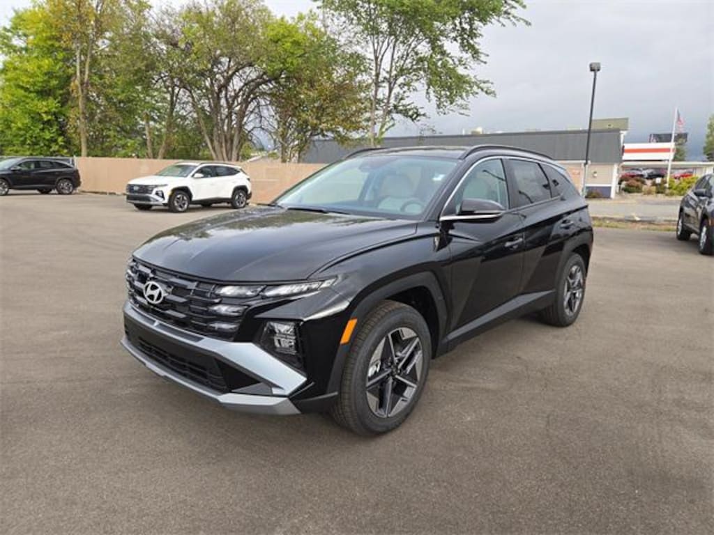 New 2026 Hyundai Tucson SEL Premium AWD SUV