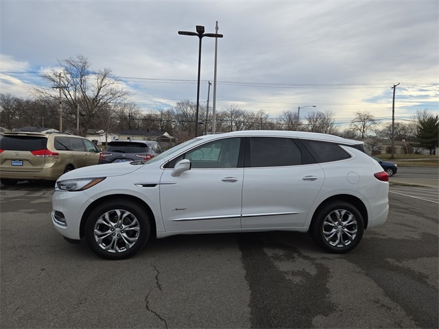 2021 Buick Enclave Avenir's photo
