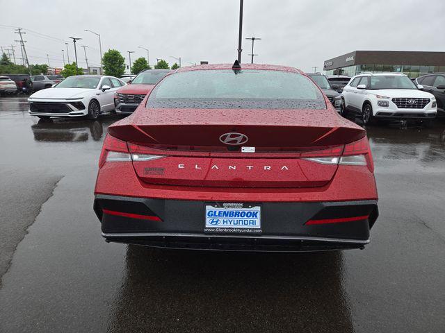 2025 Hyundai Elantra SEL - Photo 7