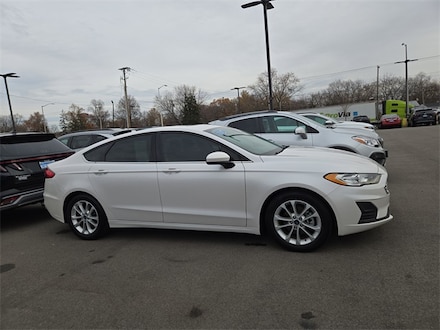 2019 Ford Fusion SE Sedan