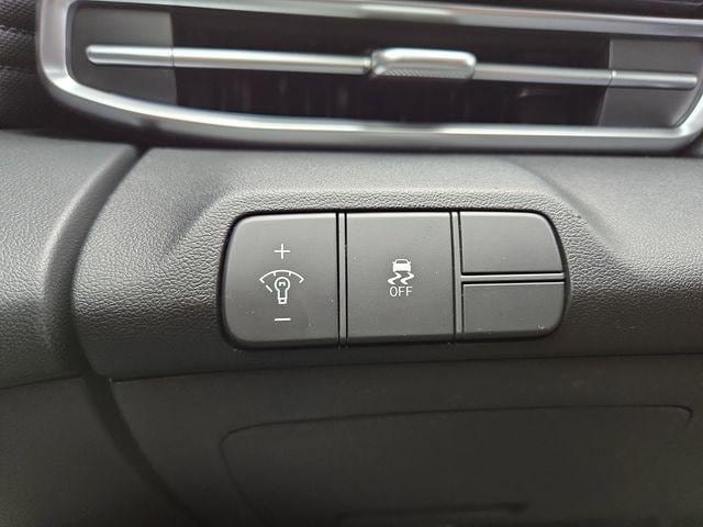 2025 Hyundai Elantra SEL - Photo 22