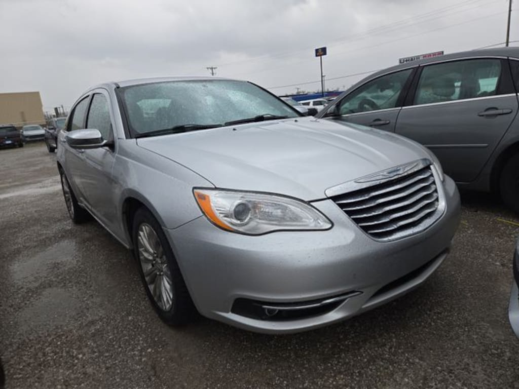 Used 2012 Chrysler 200 Limited Sedan