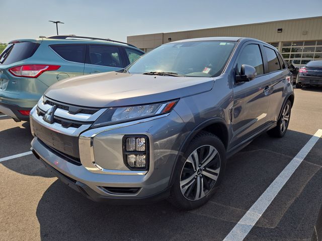 2023 Mitsubishi Outlander Sport 2.0 SE AWC CVT's photo