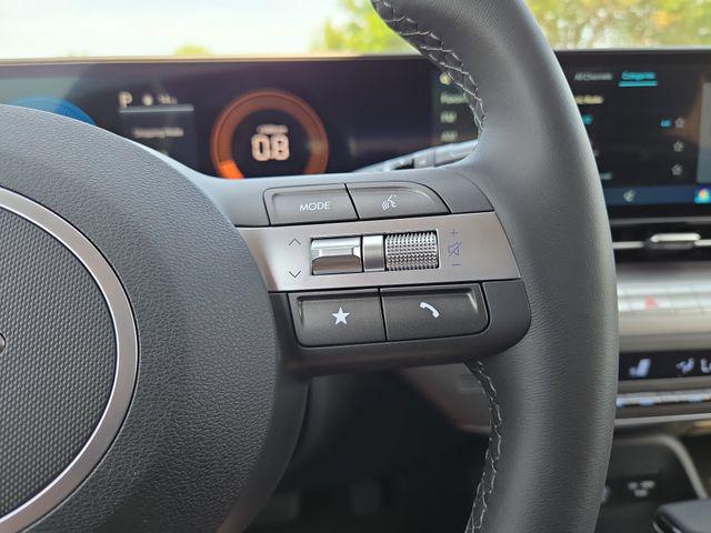 2025 Hyundai Kona SEL - Photo 19