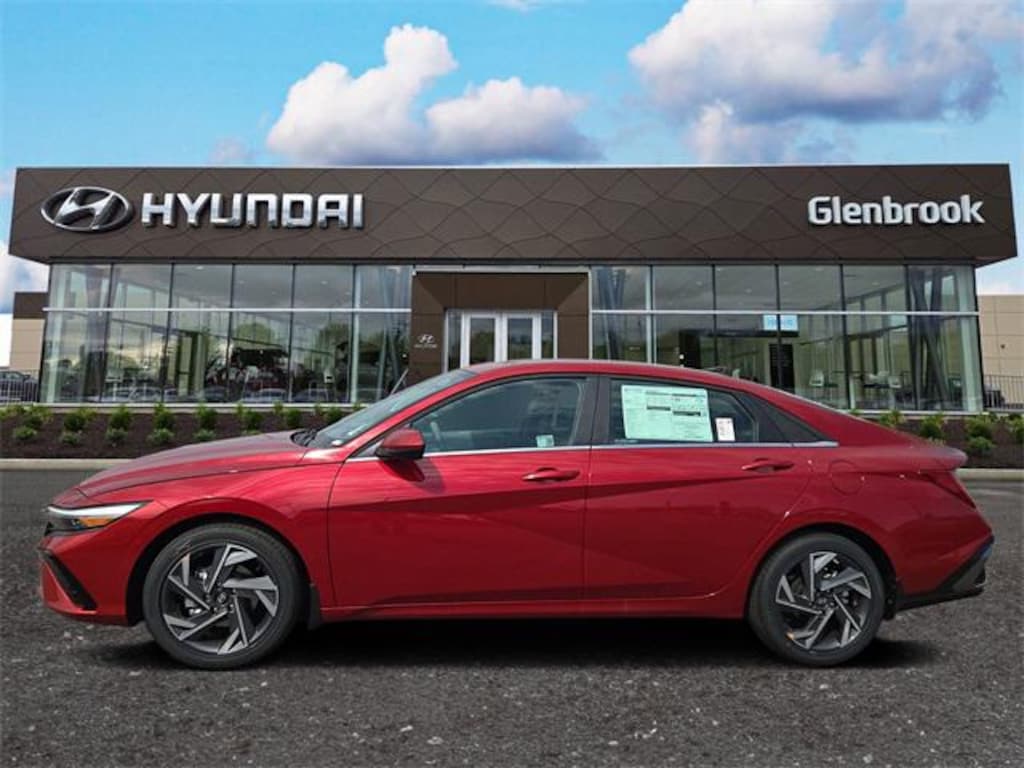 New 2025 Hyundai Elantra SEL Convenience Sedan