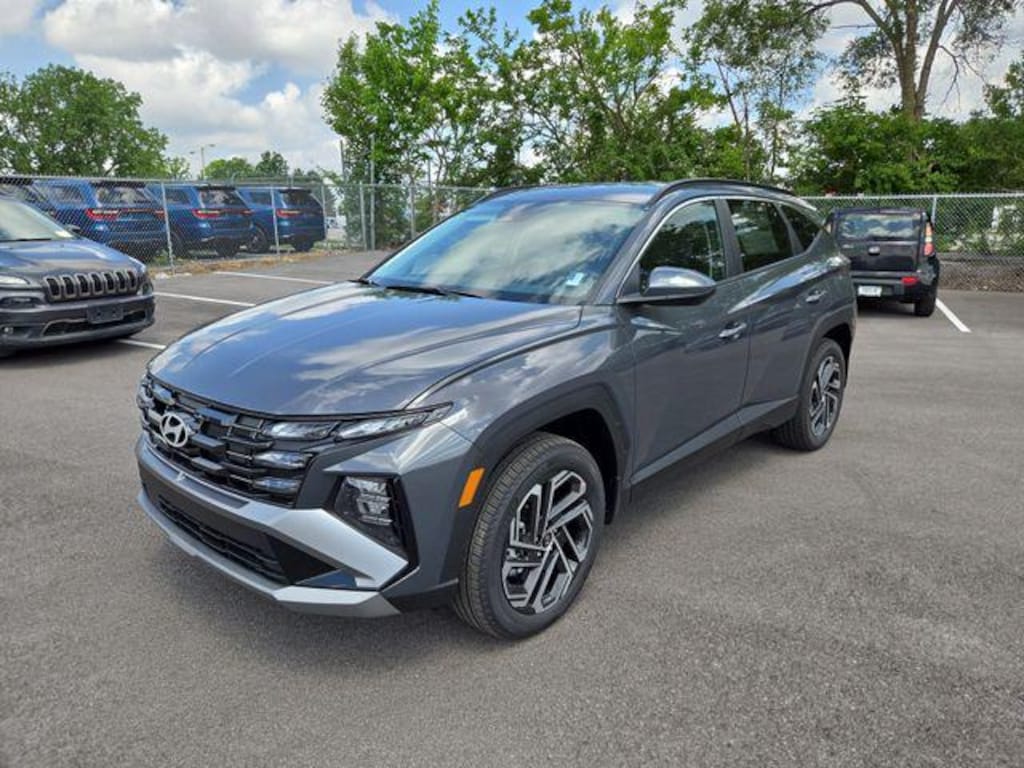 New 2026 Hyundai Tucson SEL Plus AWD SUV