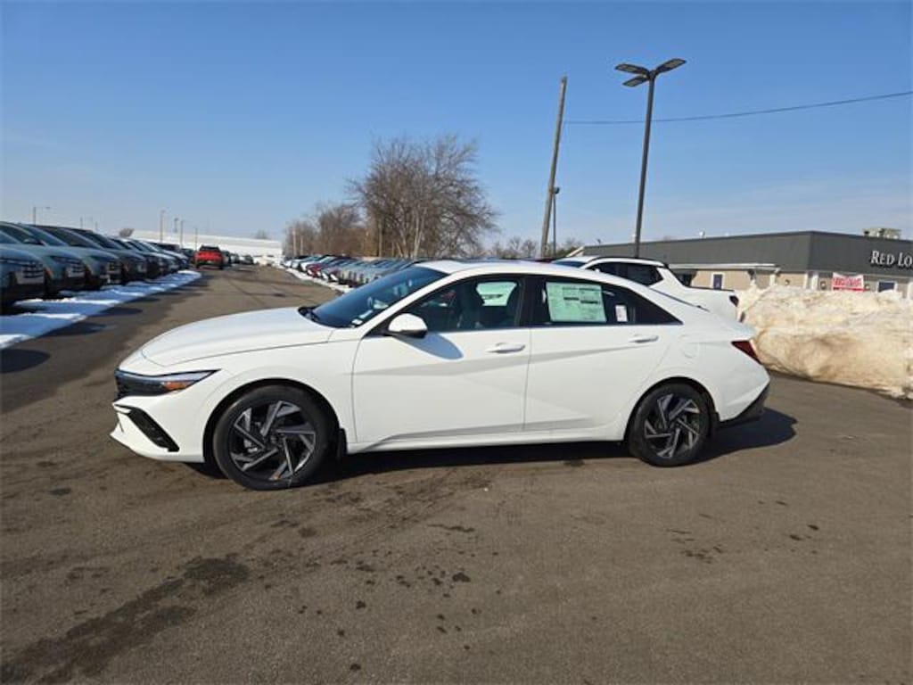 New 2026 Hyundai Elantra Hybrid Limited Sedan