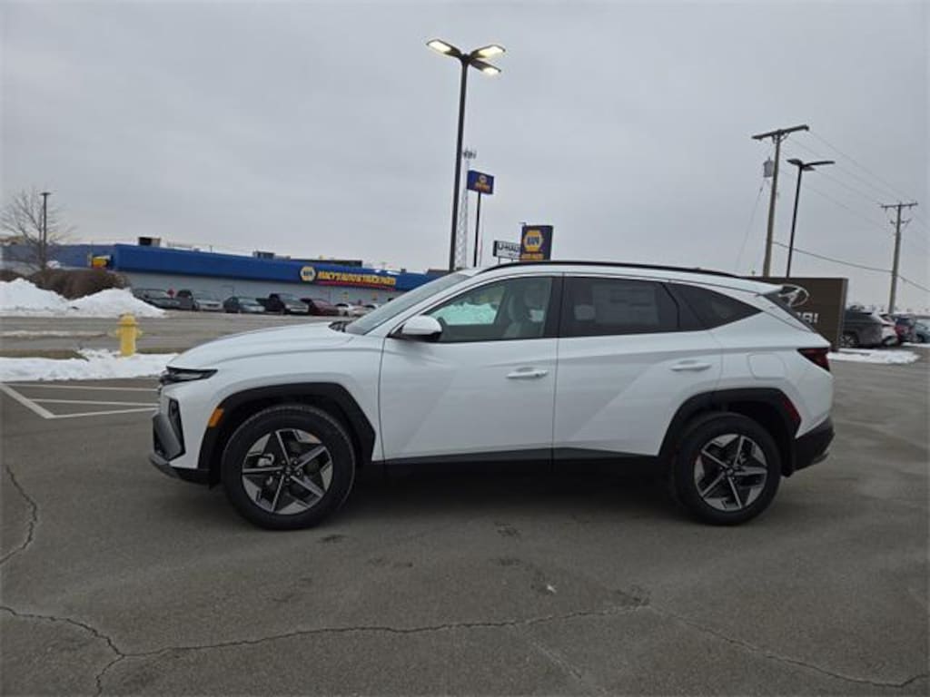 New 2026 Hyundai Tucson SEL AWD SUV