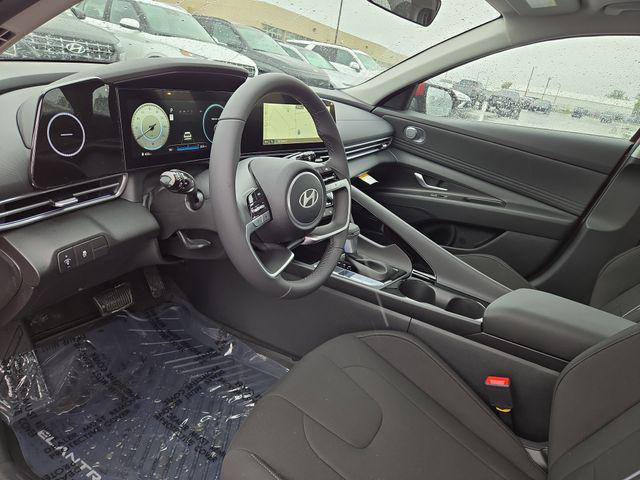 2025 Hyundai Elantra SEL - Photo 25