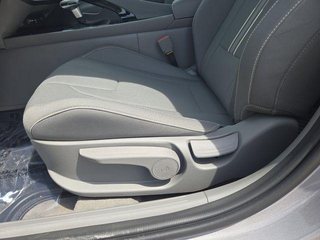 2025 Hyundai Elantra Blue - Photo 26