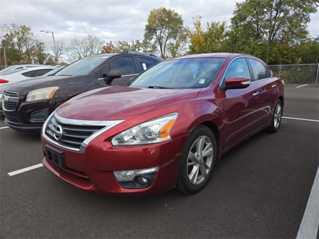 Used 2014 Nissan Altima 2.5 SL Sedan