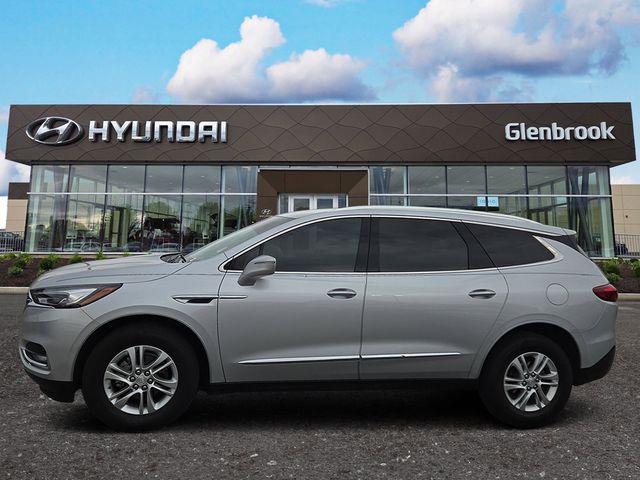2020 Buick Enclave Essence's photo