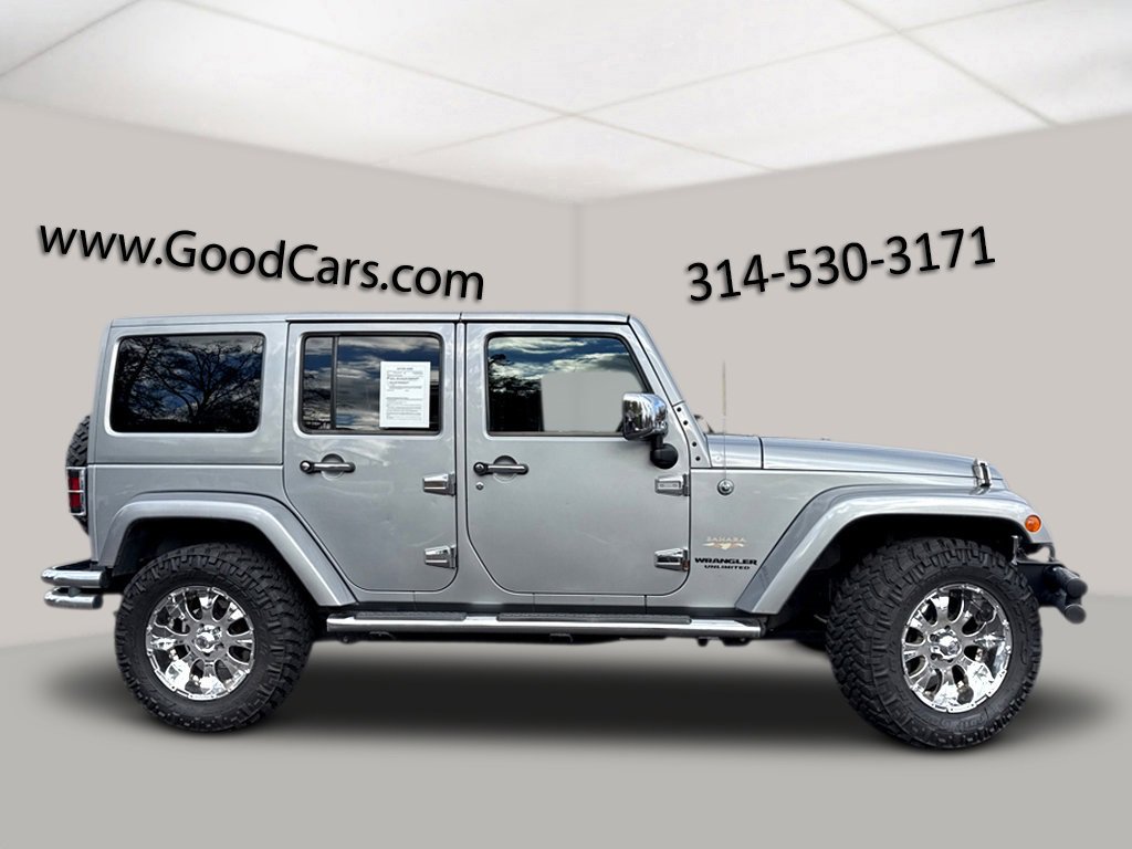 2013 Jeep Wrangler Unlimited Sahara photo 3