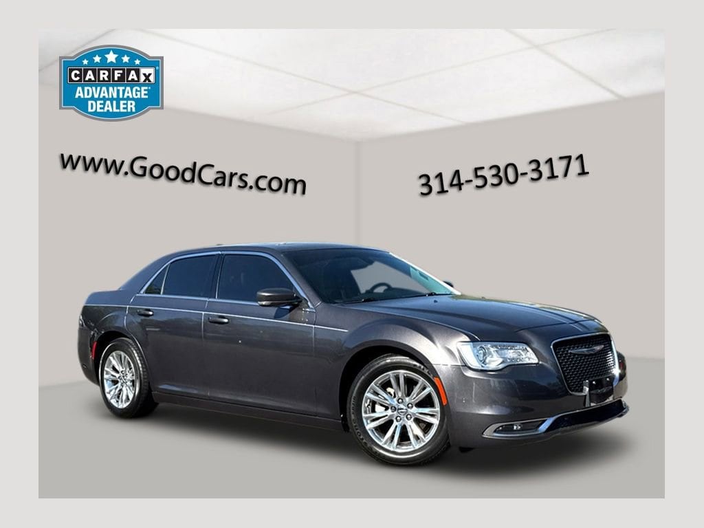 2021 Chrysler 300 Touring
