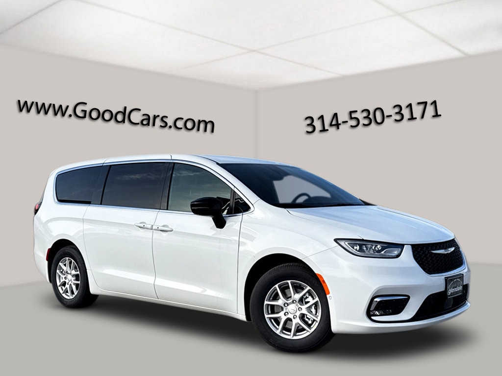 2026 Chrysler Pacifica Passenger Van 