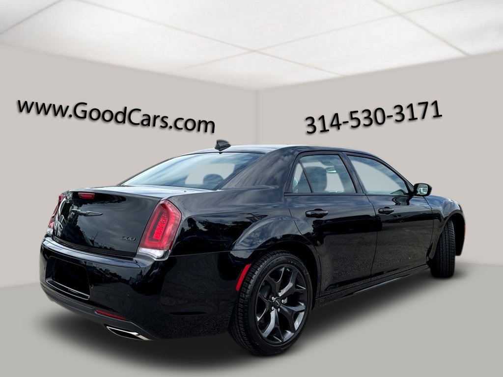 Certified 2023 Chrysler 300 Touring L with VIN 2C3CCADG2PH677224 for sale in Glendale, MO