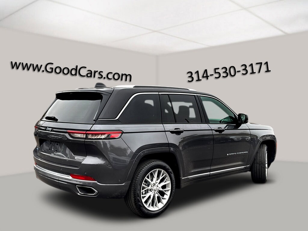 2022 Jeep Cherokee Summit 4xe photo 2