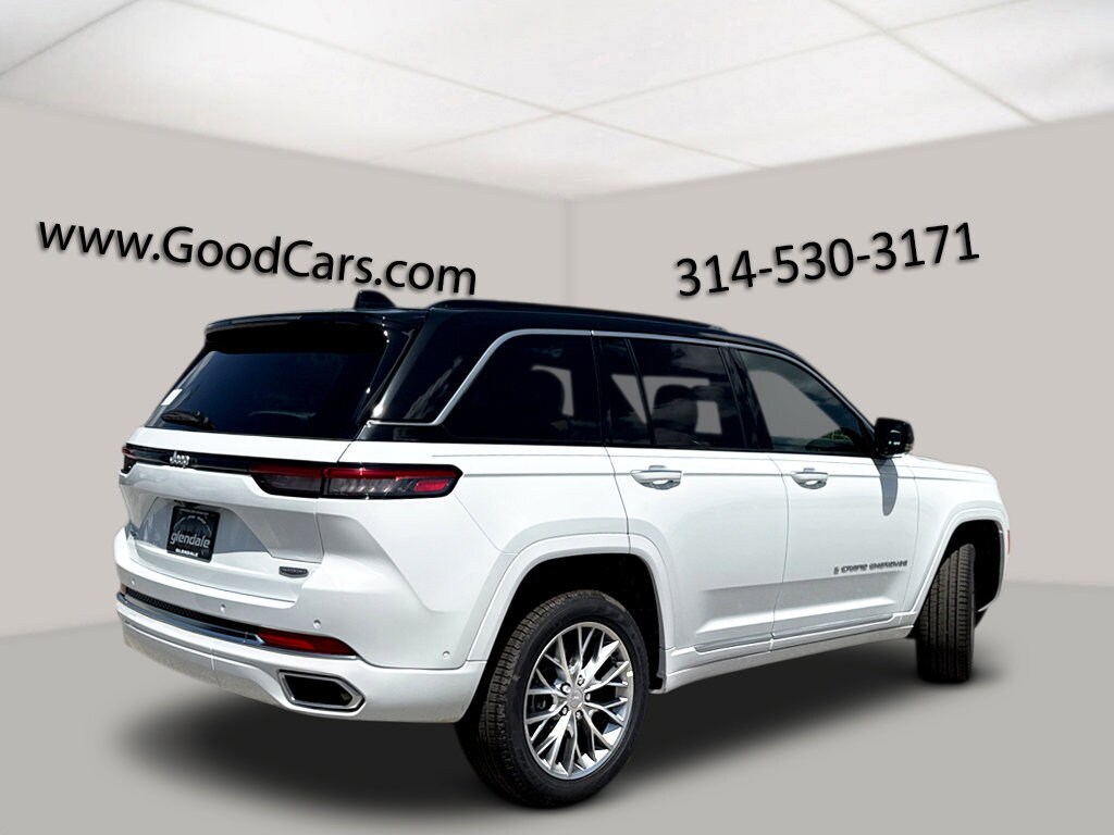 2025 Jeep Grand Cherokee Summit photo 2
