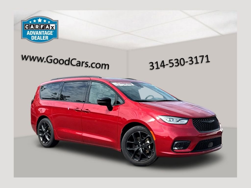 2025 Chrysler Pacifica Limited's photo