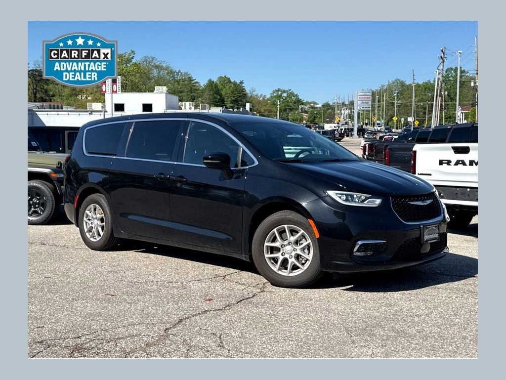 2025 Chrysler Pacifica