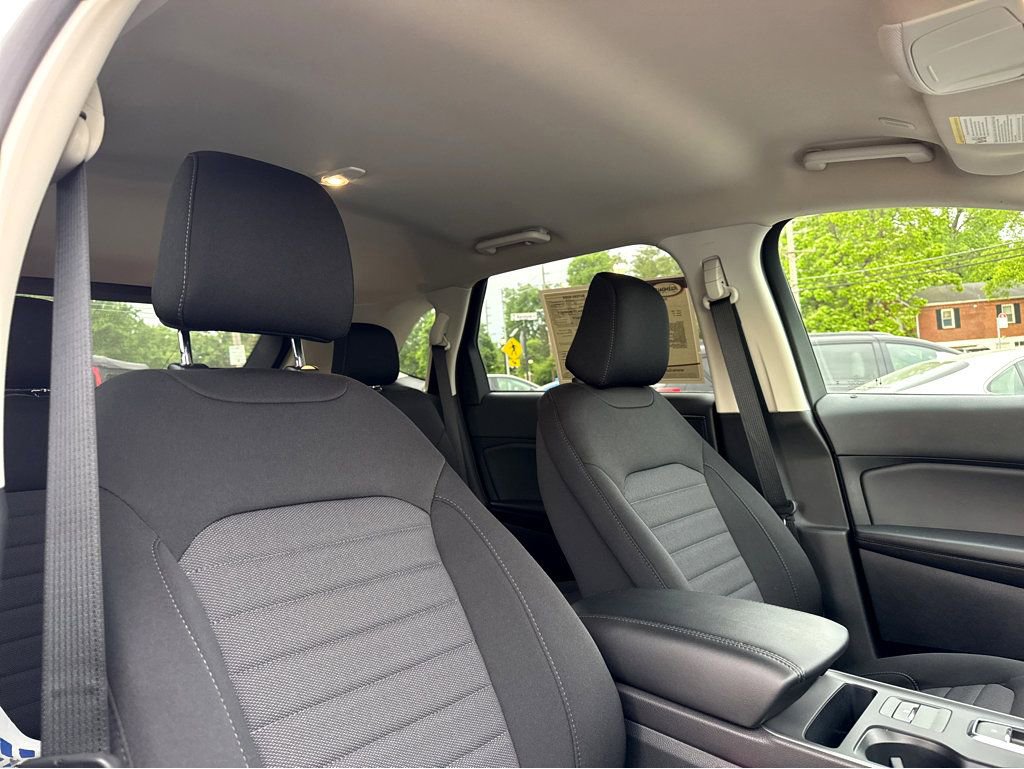 2024 Ford Edge SE - Photo 9