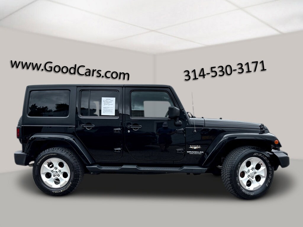 2015 Jeep Wrangler Unlimited Sahara photo 3