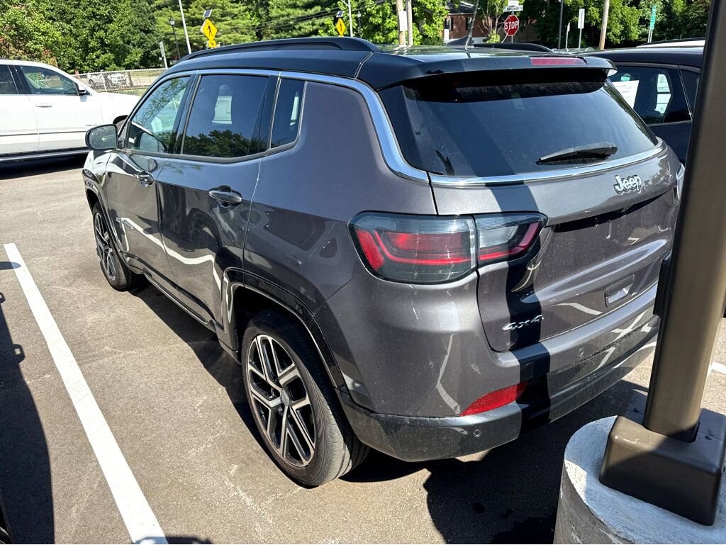 Used 2024 Jeep Compass Limited SUV