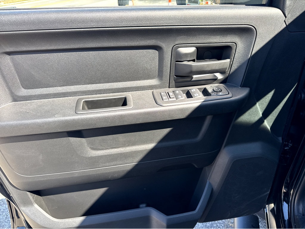 2026 RAM 3500 Tradesman - Photo 12