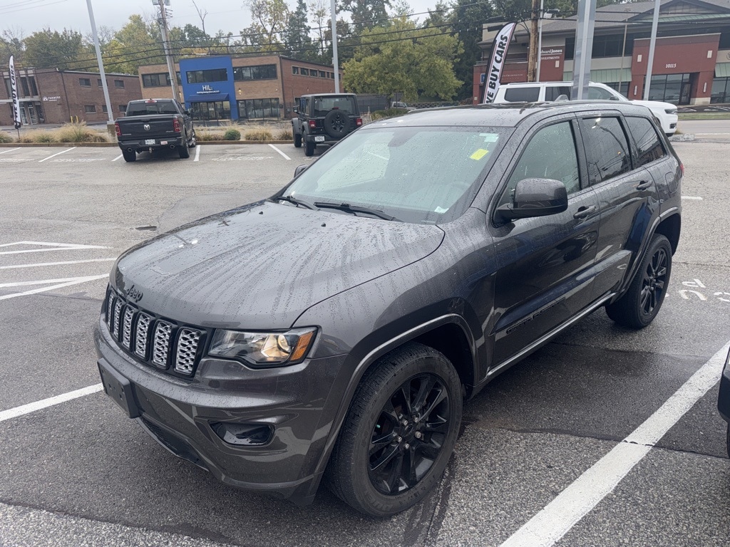 Used 2020 Jeep Grand Cherokee Altitude SUV