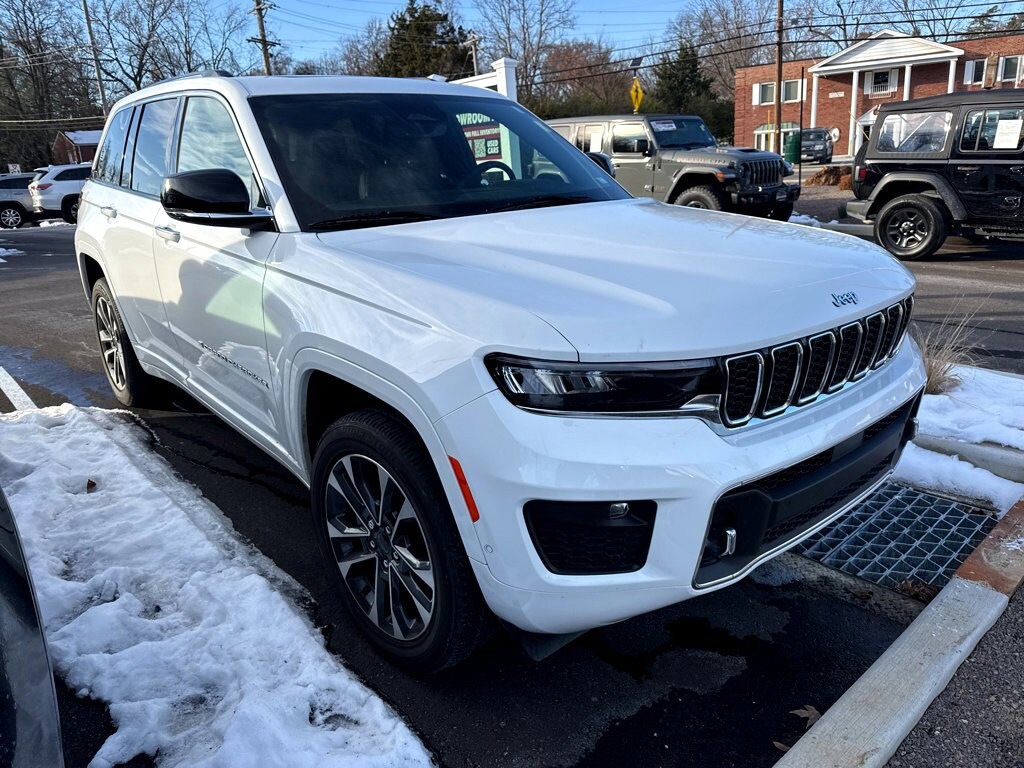 Used 2023 Jeep Grand Cherokee Overland SUV