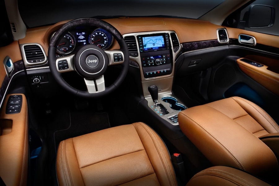 2016 Jeep Grand Cherokee Interior