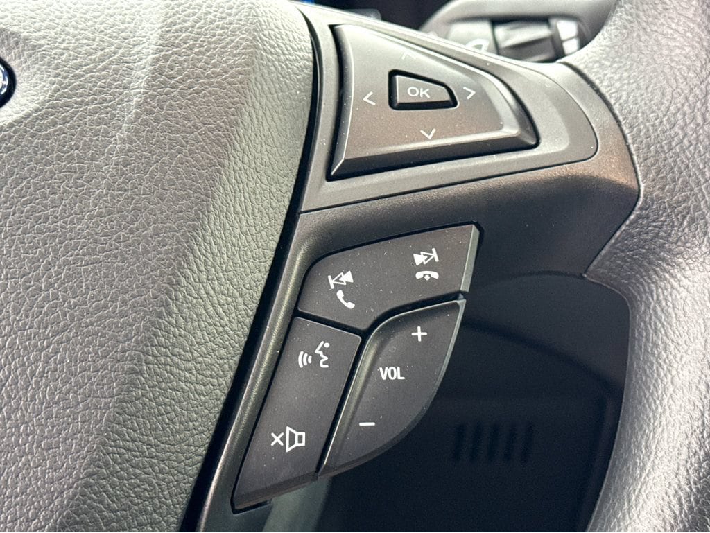2024 Ford Edge SE - Photo 18