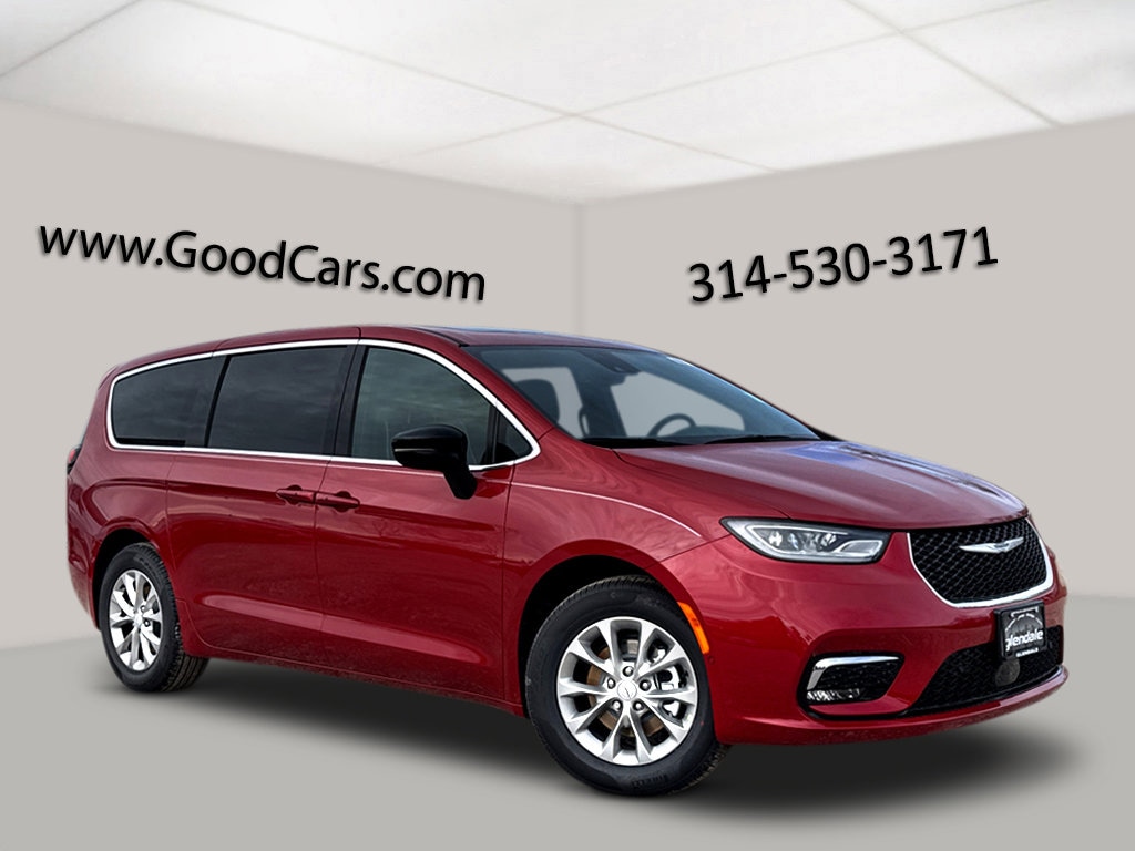 2026 Chrysler Pacifica Limited's photo