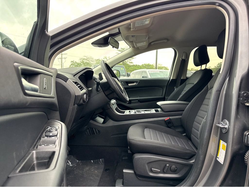 2024 Ford Edge SE - Photo 12