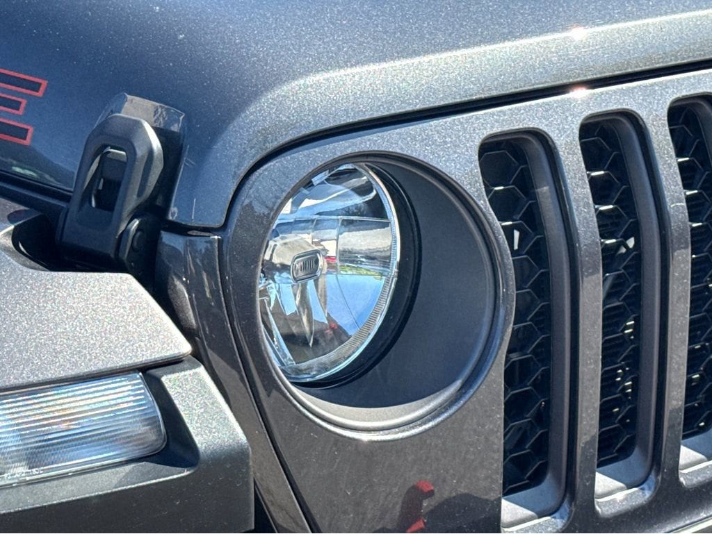 Used 2023 Jeep Gladiator Mojave Truck