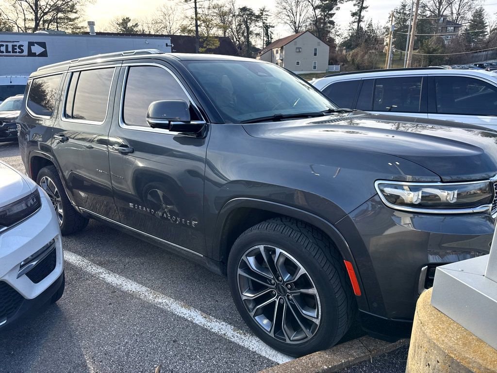 2022 Jeep Grand Wagoneer Series III 4WD