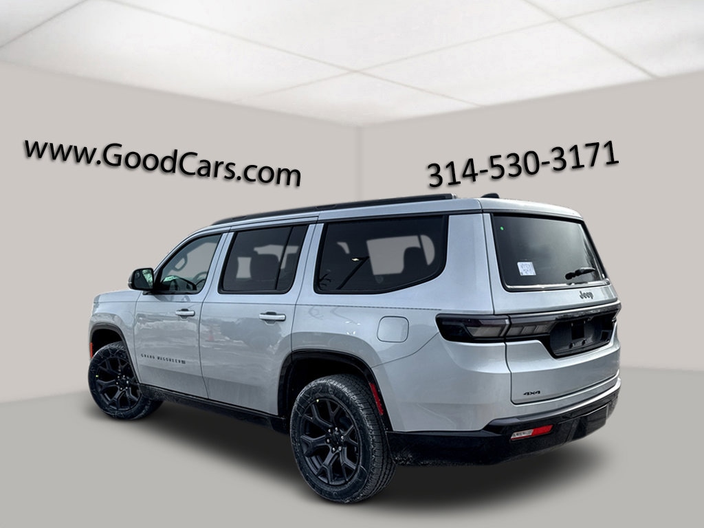 View vehicle photo 4