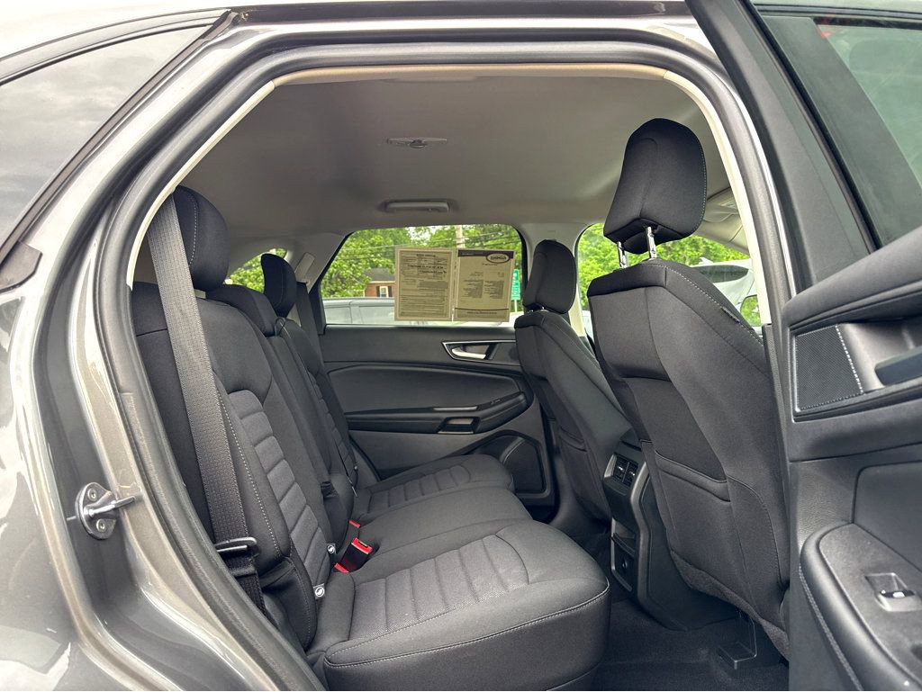 2024 Ford Edge SE - Photo 10