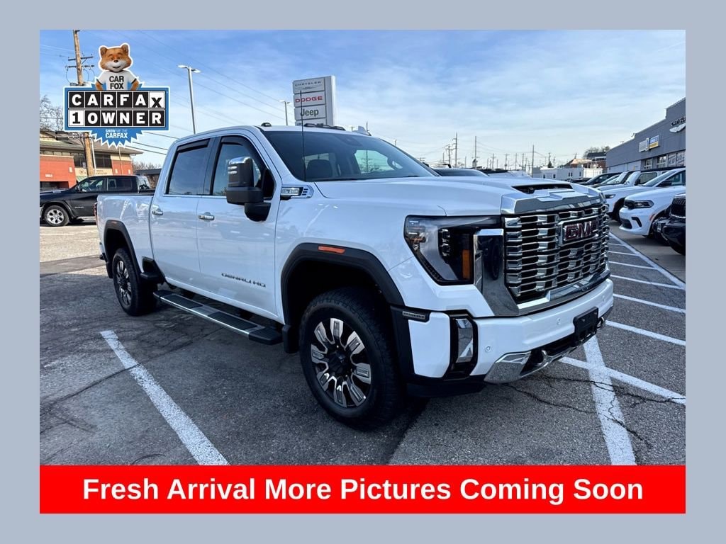 2025 GMC Sierra 2500HD Denali's photo