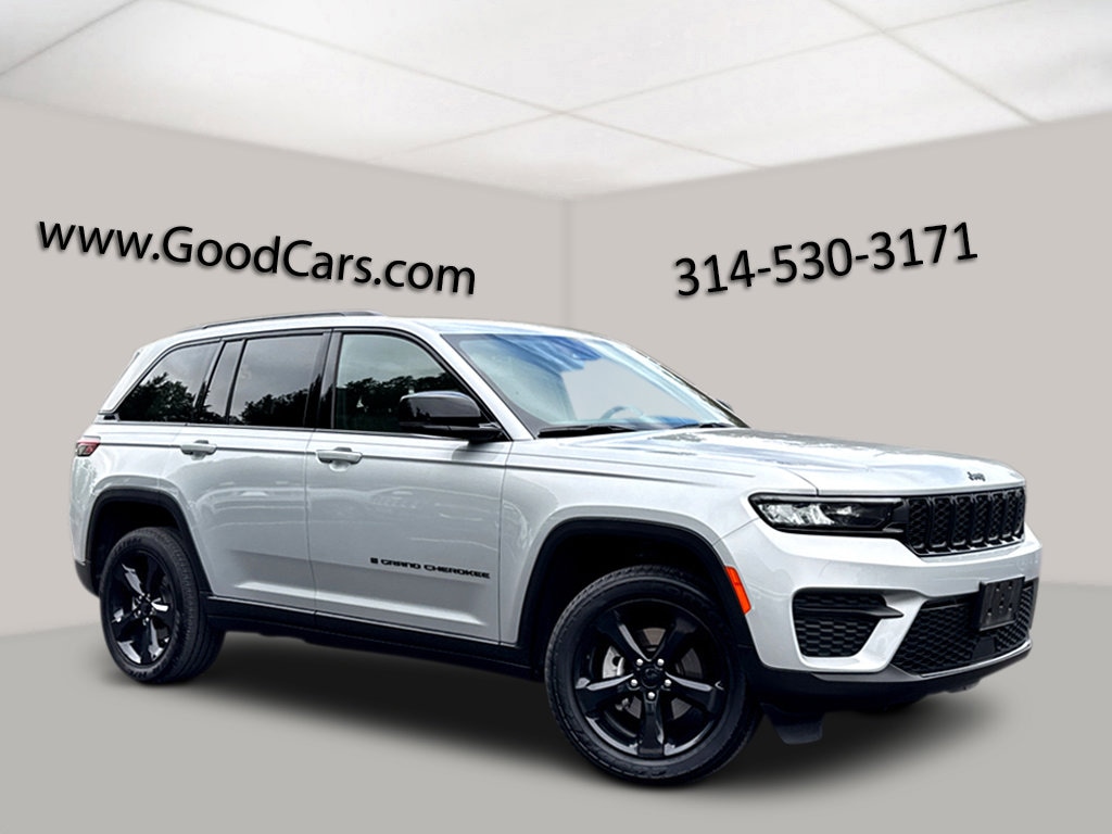 2022 Jeep Grand Cherokee Altitude's photo