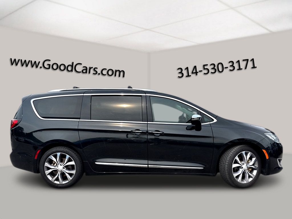 Used 2019 Chrysler Pacifica Limited Van
